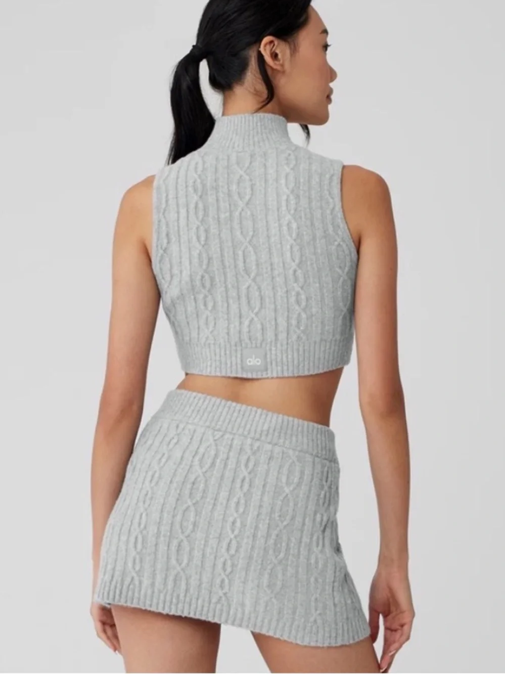 ALO YOGA  Cable Knit Winter Bliss Mock Neck Tank Top Heather Grey Size  XS NWOT